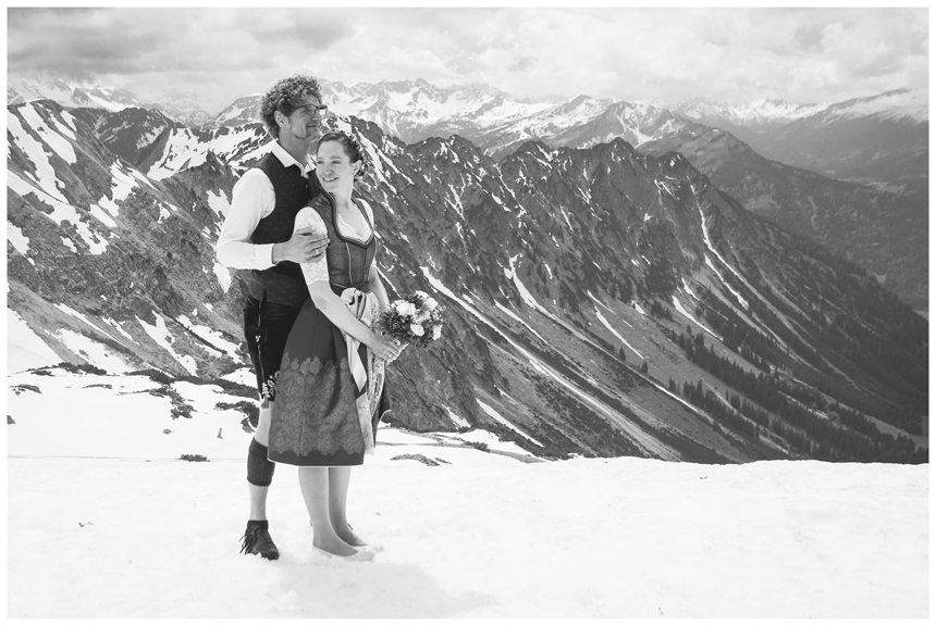 40 Hochzeit auf dem Nebelhorn Marion dos Santos Fotografin Allgaeu